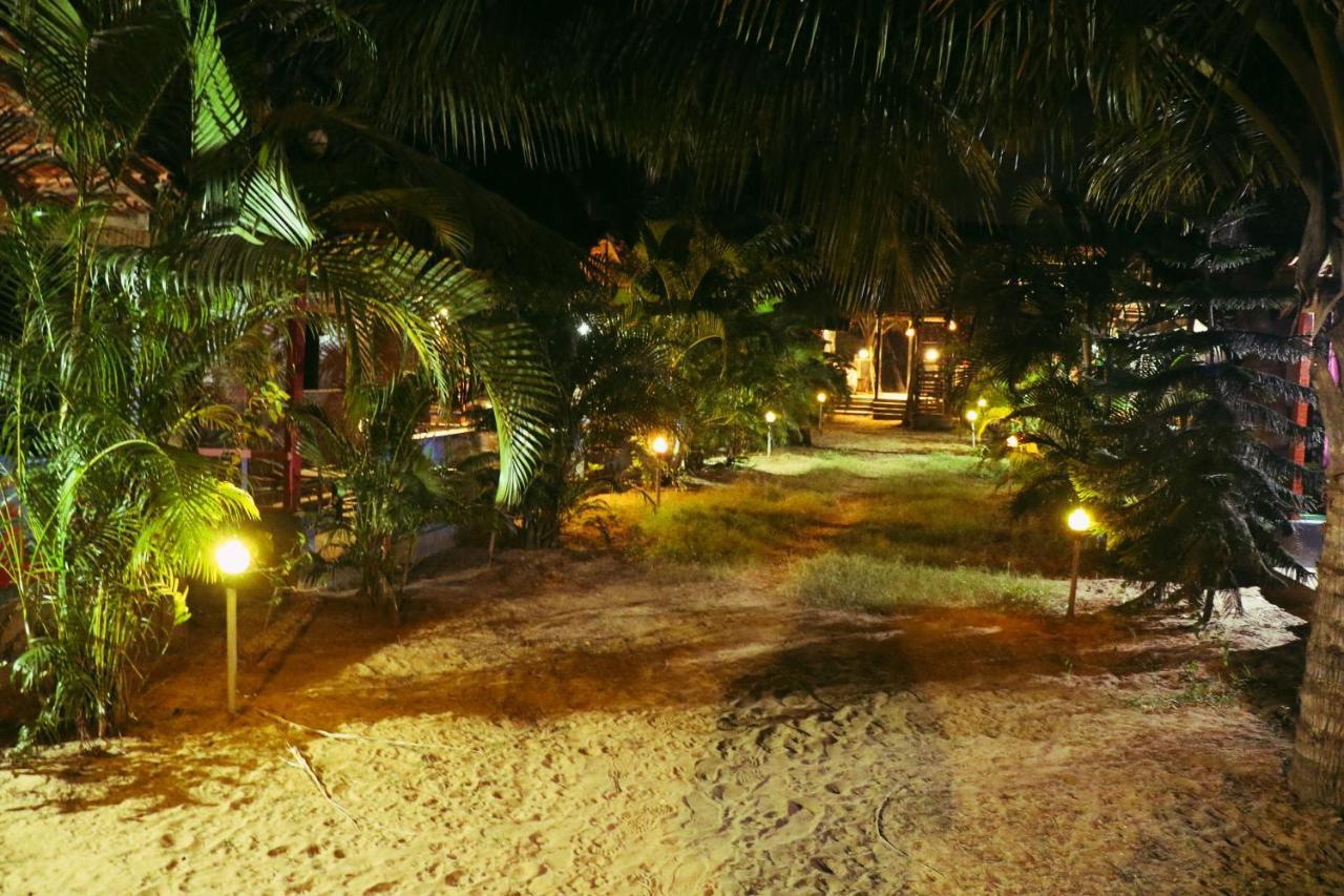 Hotel Secret Garden Arambol Exterior foto